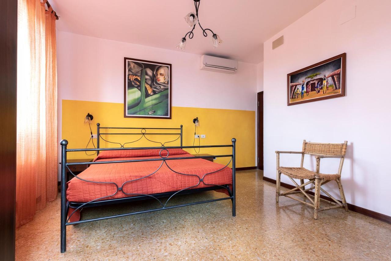 Osteria Belvedere San Leo Esterno foto